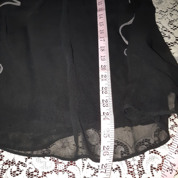 Ravel Black Gray Trim Blouse Size Medium - Picture 8 of 8